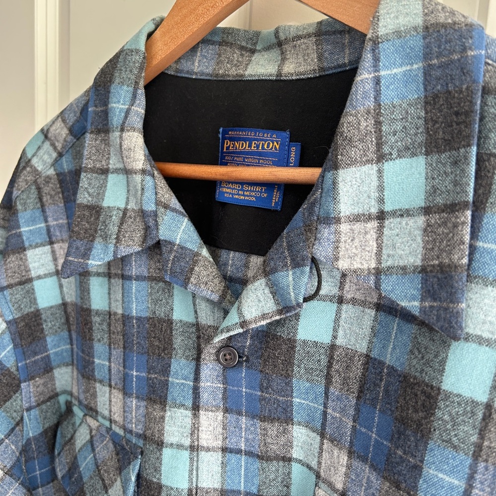 Like new Pendleton Blue Plaid Board Shirt size XL Tall. It’s perfect. - Picture 6 of 16